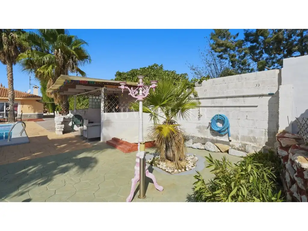 Garden of Houses for sale in La Huerta  
