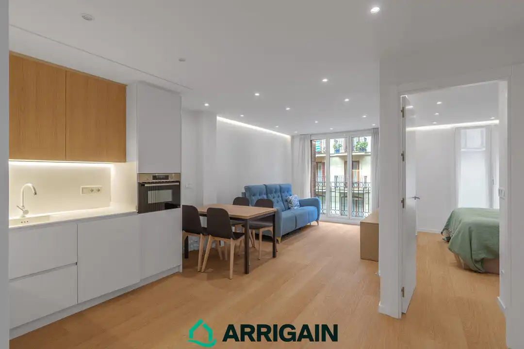 Sala de estar de Piso en venta en Donostia - San Sebastián  con Calefacción, Trastero y Amueblado