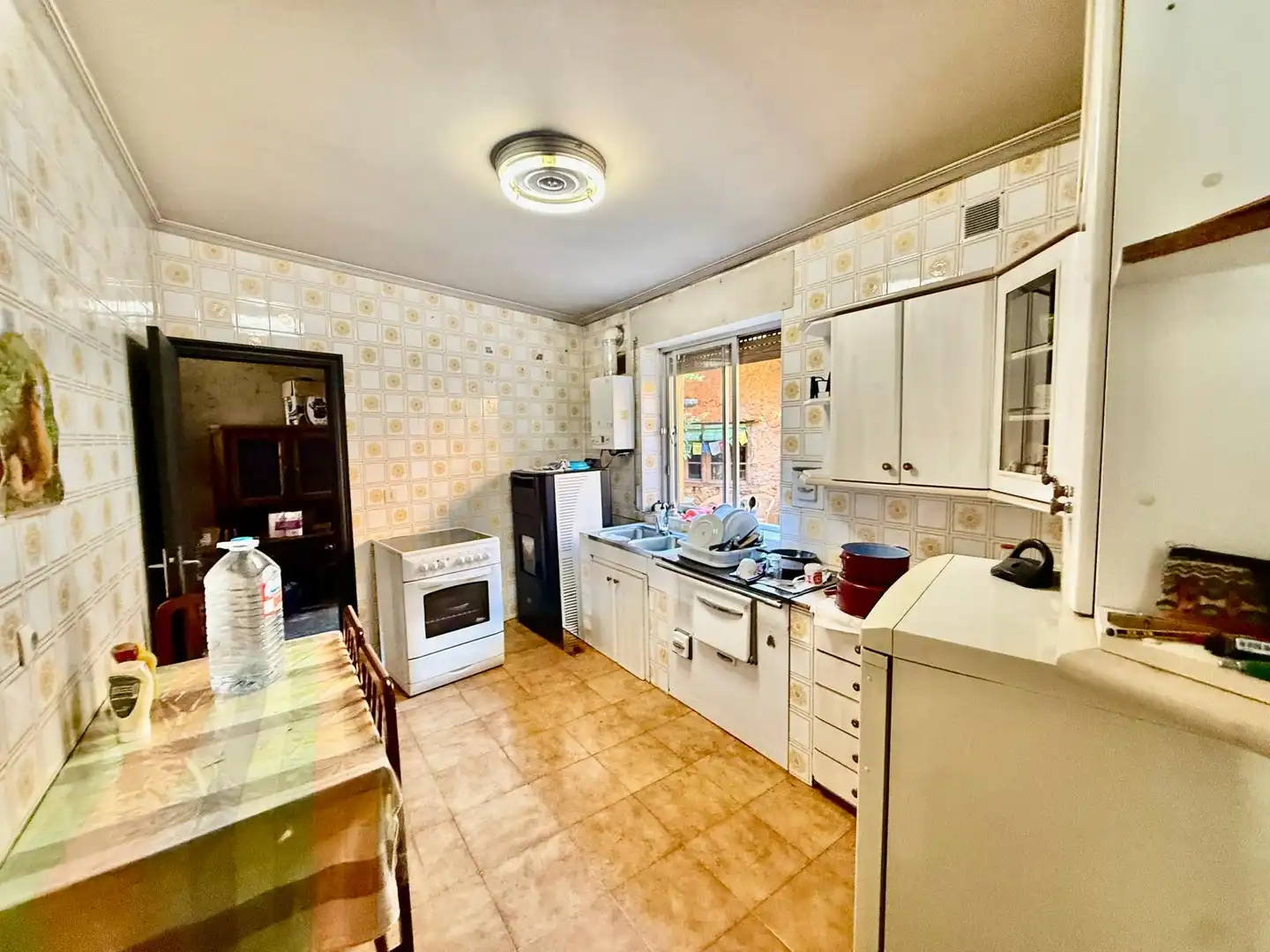 Cocina de Casa o chalet en venta en Castrocontrigo con Calefacción, Amueblado y Horno