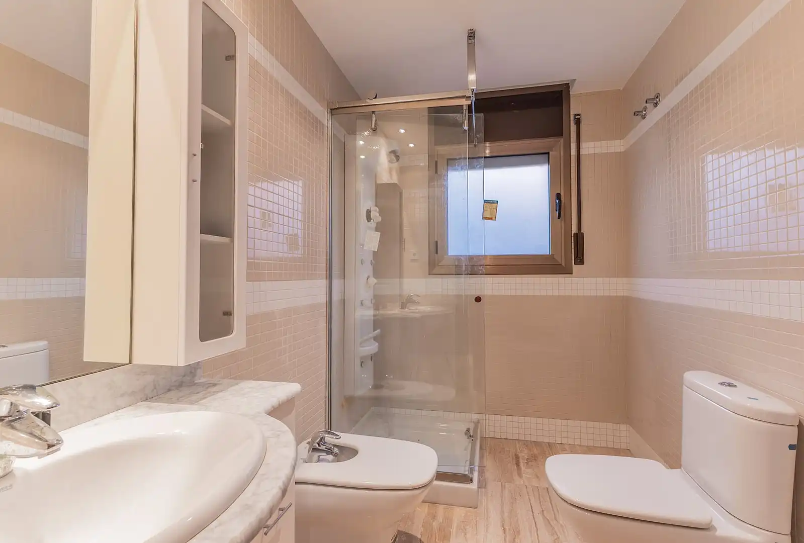 Bathroom of Houses for sale in Via Europa - Parc Central