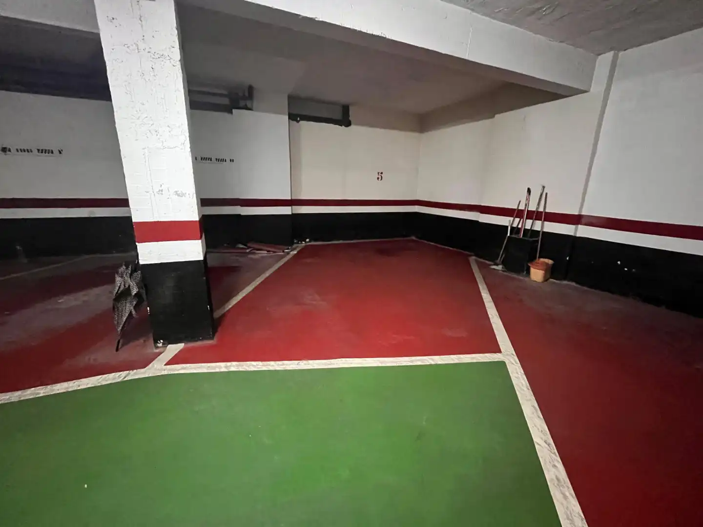 Garage for sale in Basauri 