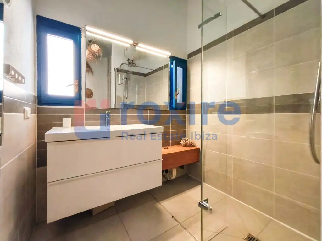 Baño de Casa adosada de alquiler en Sant Josep de sa Talaia con Aire acondicionado, Terraza y Amueblado