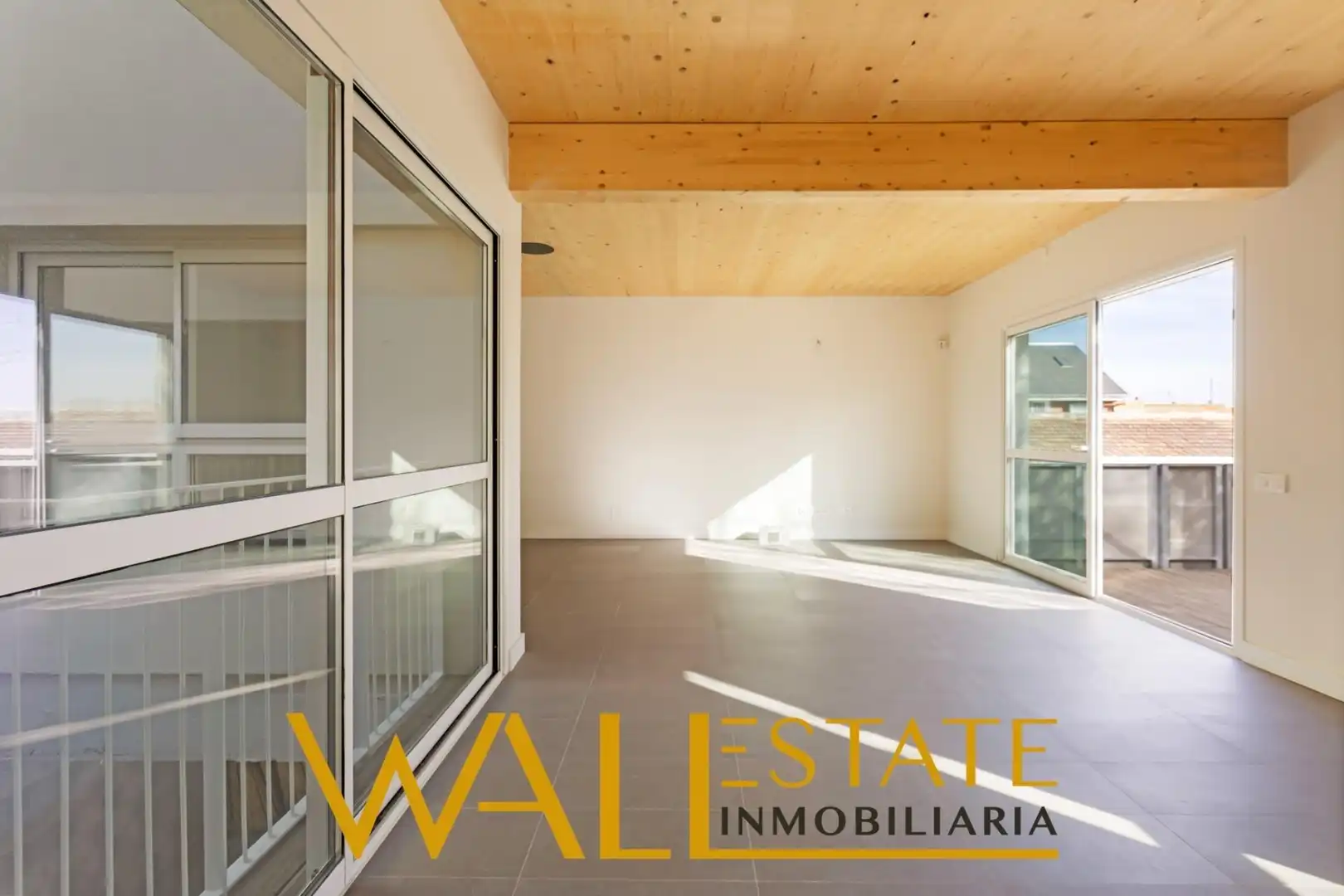 Terrassa de Casa o xalet en venda en Madrid amb Calefacció, Jardí privat i Terrassa