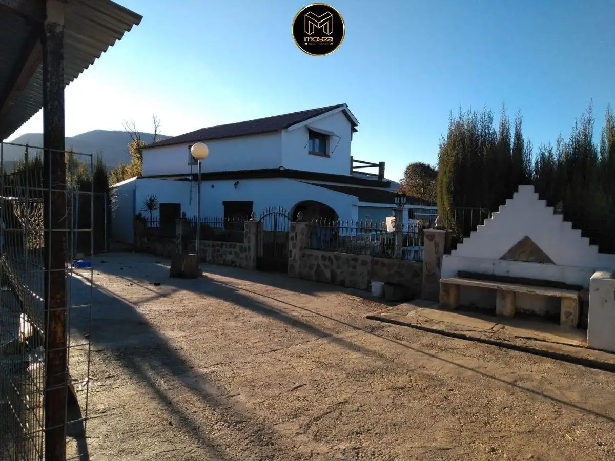 Xalet amb terrassa en venda a Torredonjimeno, imagen 2