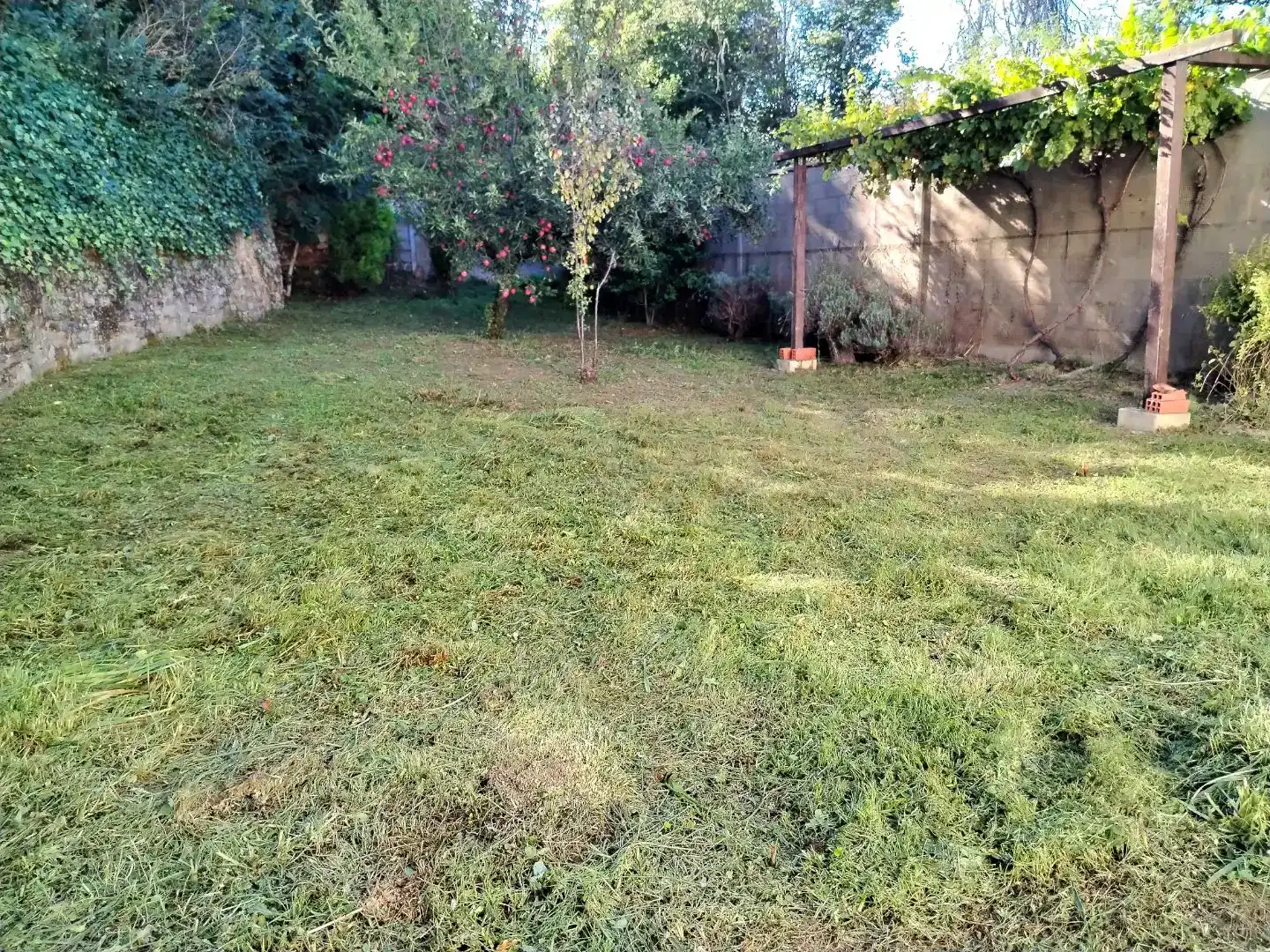 Pis en venda en Cea amb Jardí privat, Traster i Moblat