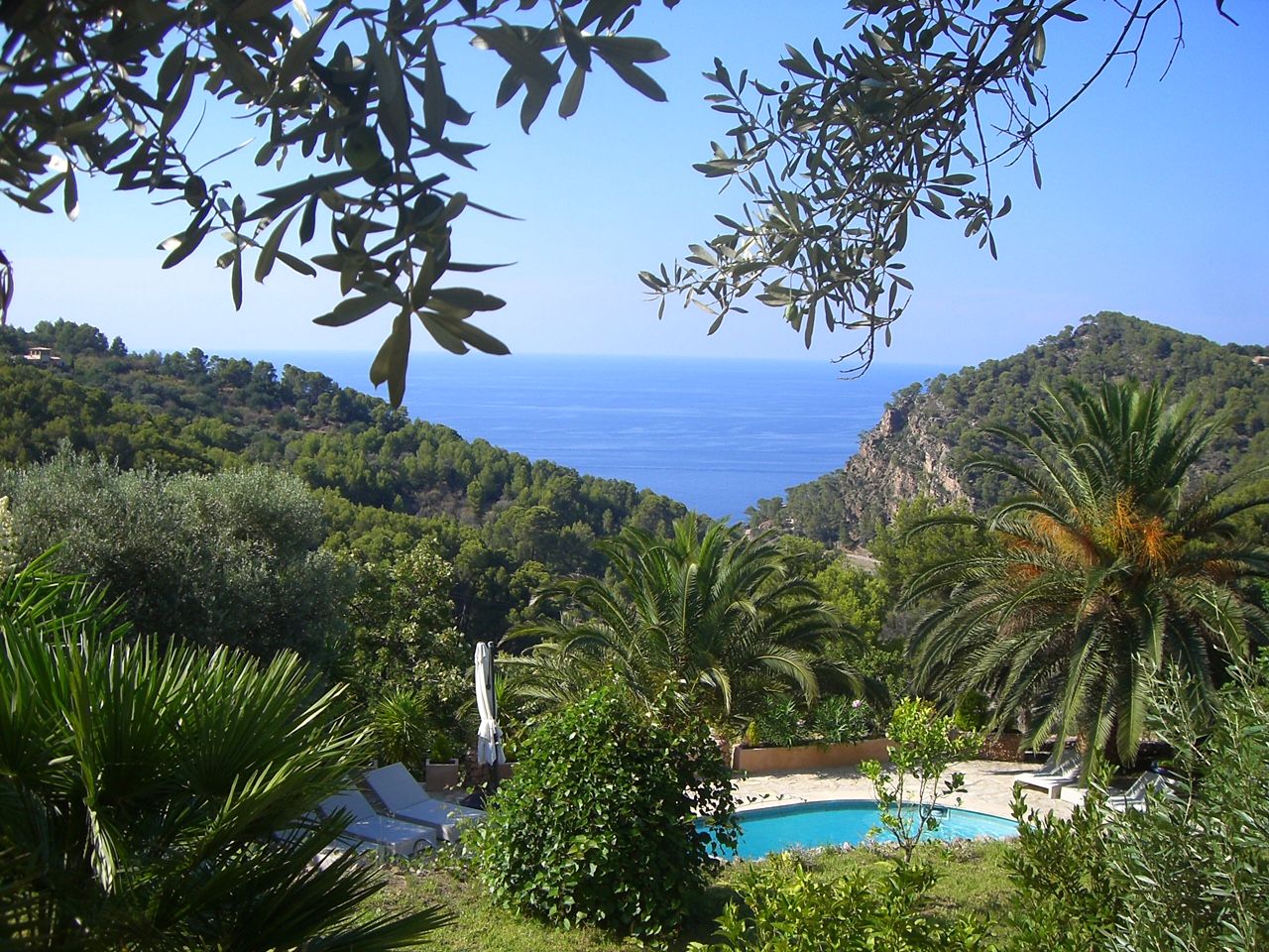 Country house to rent in Estellencs