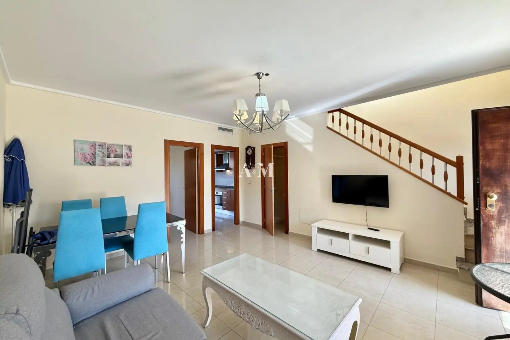 Sala de estar de Casa adosada de alquiler en Rojales con Aire acondicionado, Calefacción y Jardín privado
