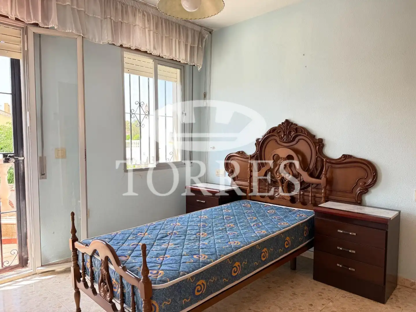 Habitación de Casa adosada en venta en Málaga con Terraza, Balcón y Piscina comunitaria