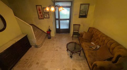 Foto 2 de Casa adosada en venta en Torredonjimeno, Jaén