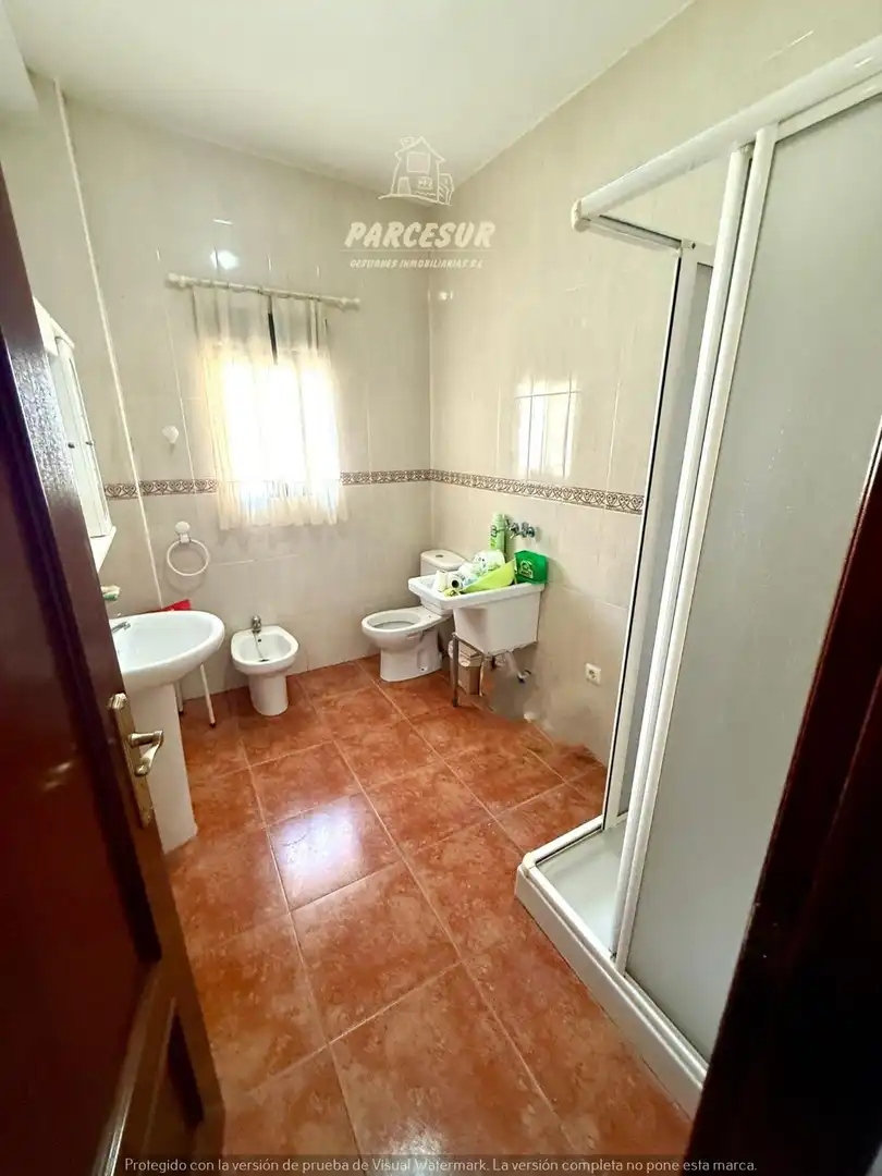 Bathroom of Houses for sale in Córdoba