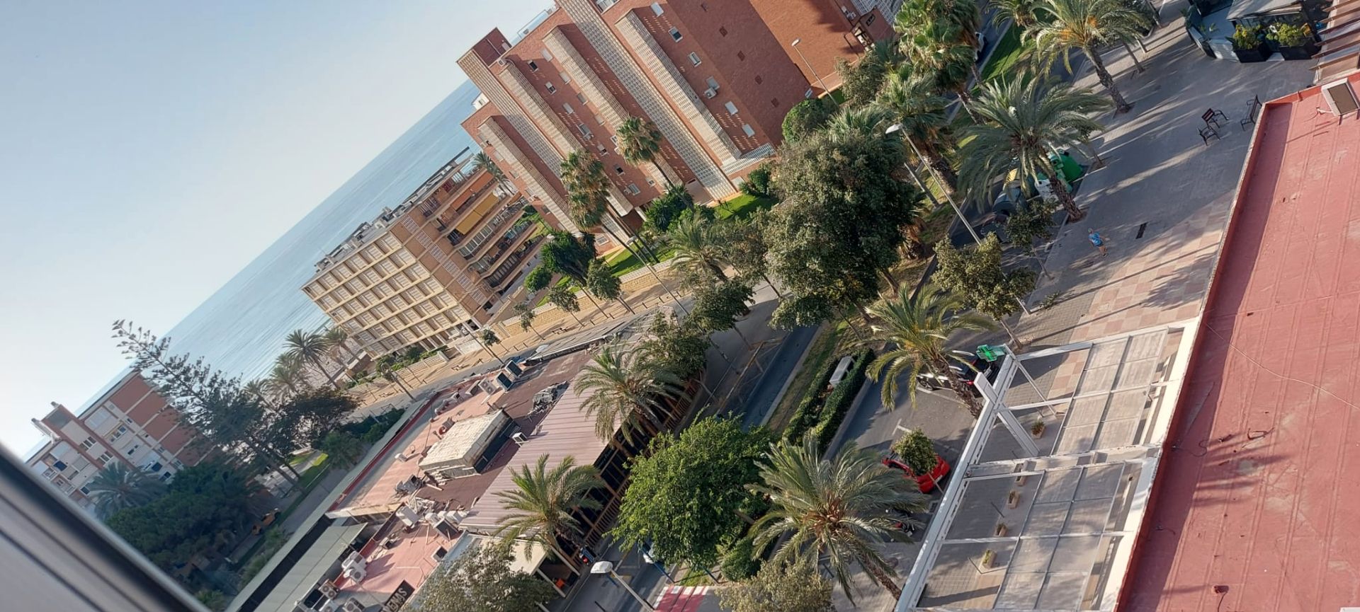 Vista exterior de Pis de lloguer en Alicante / Alacant amb Terrassa i Piscina comunitària