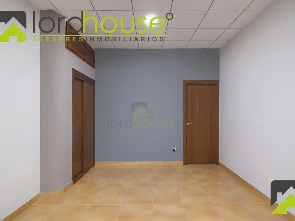Local comercial en venda a Calle de los Voluntarios, imagen 5