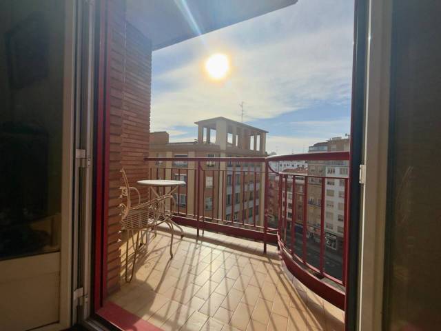 Piso en Venta en Avenida Pío XII en Gran Via