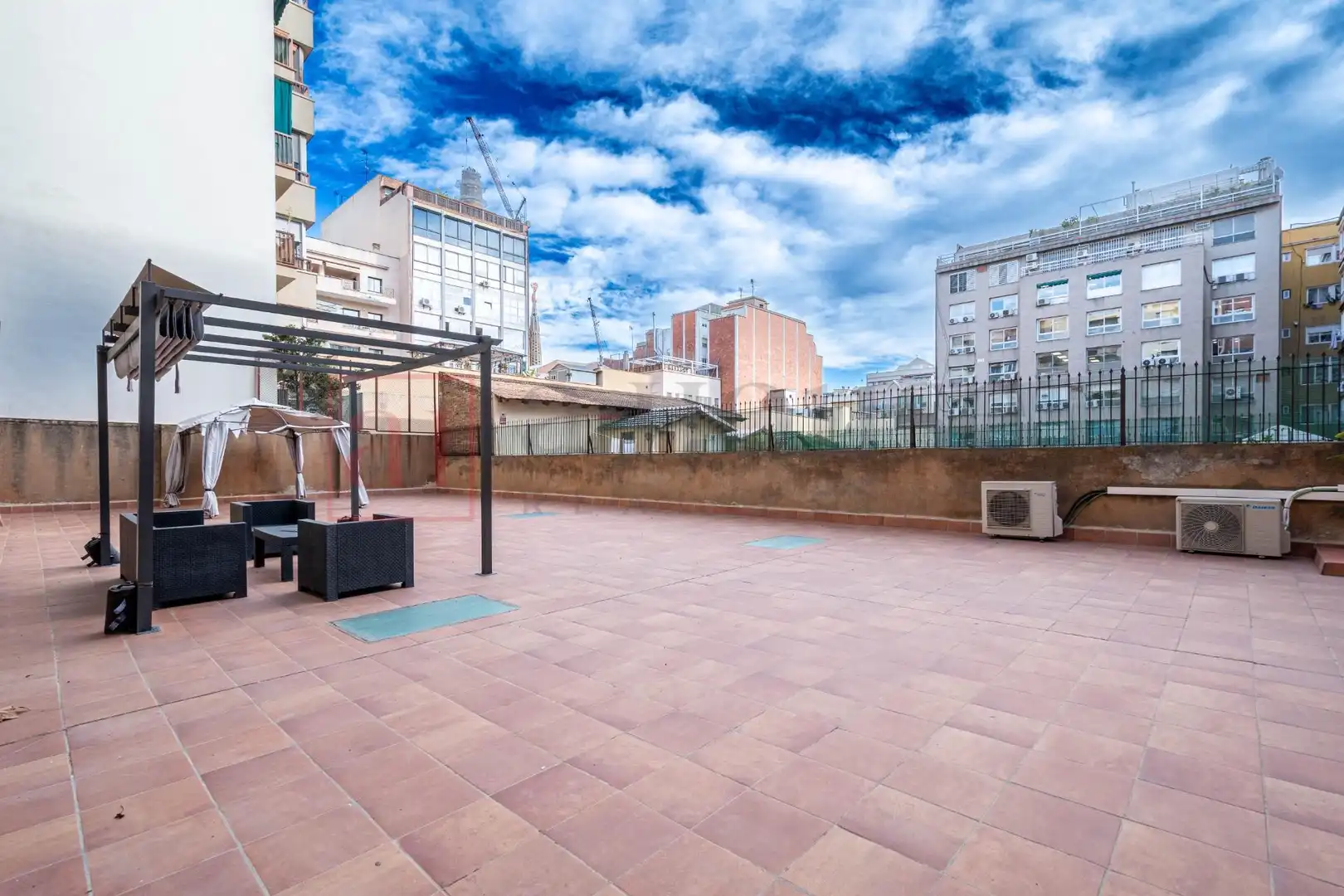 Piso con terraza en venta en Carrer Carrer de Nàpols, imagen 38