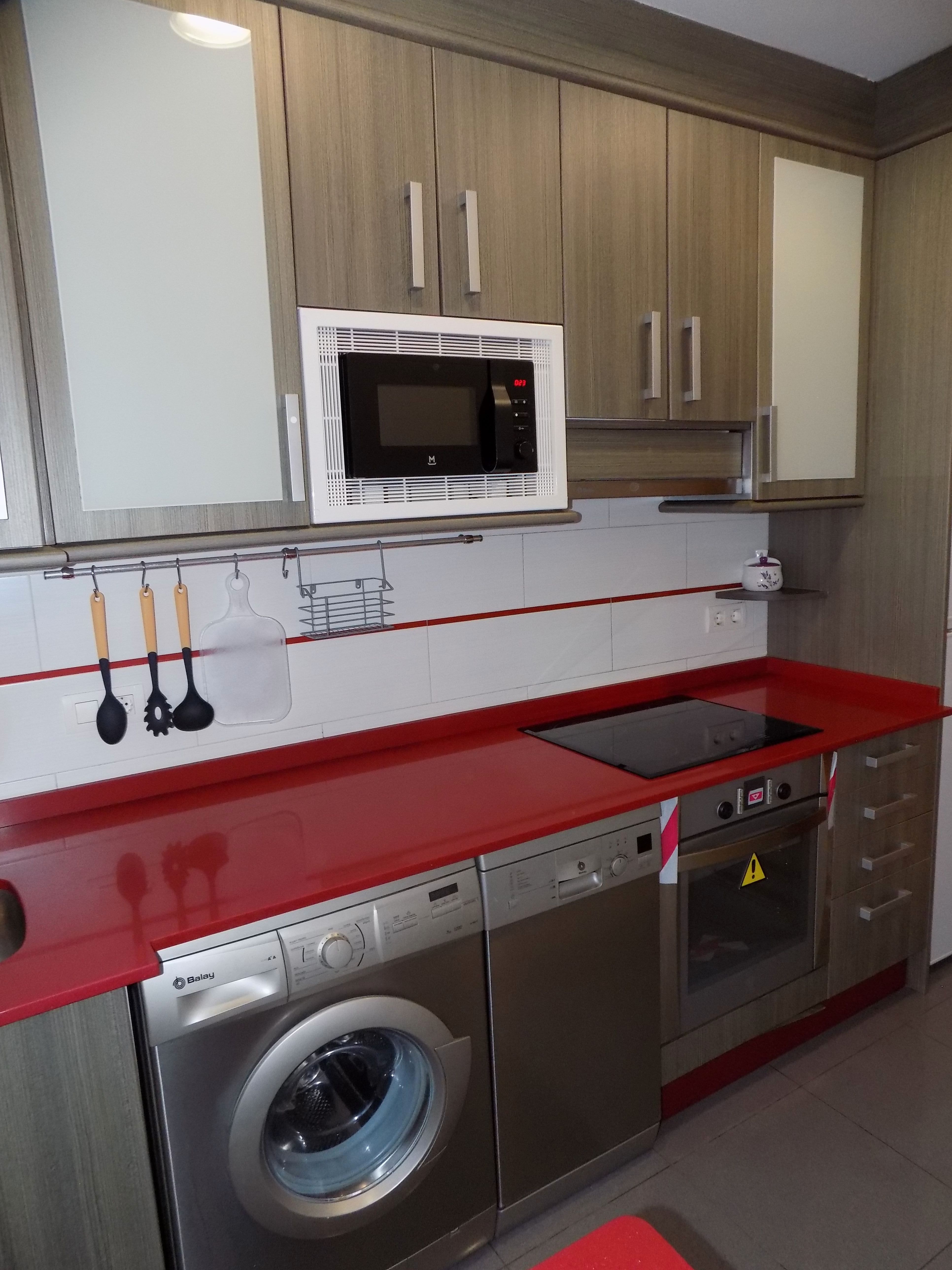 Cuina de Pis en venda en Gijón  amb Calefacció i Moblat