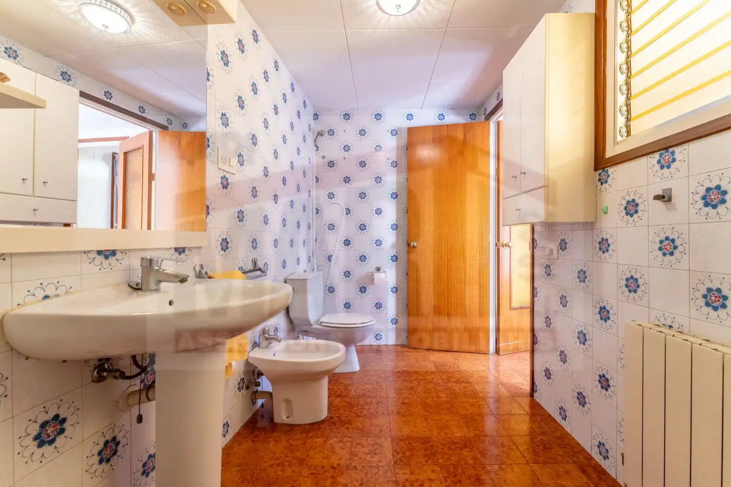Bathroom of Houses for sale in Gratallops  with Heating, Terrace and Storage room