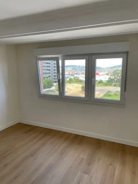Bedroom of Flat for rent in Gijón   with Heating, Private garden and Oven