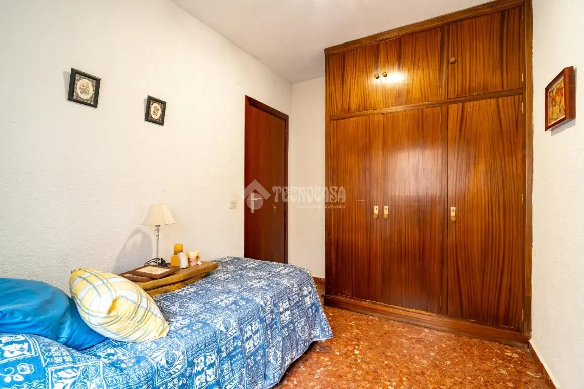 Schlafzimmer von Wohnung zum Verkauf in Granada