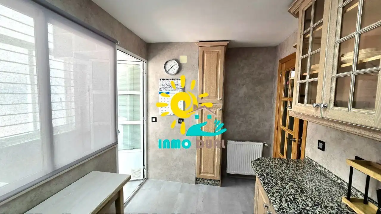 Cuina de Apartament de lloguer en Badajoz amb Aire condicionat, Calefacció i Moblat