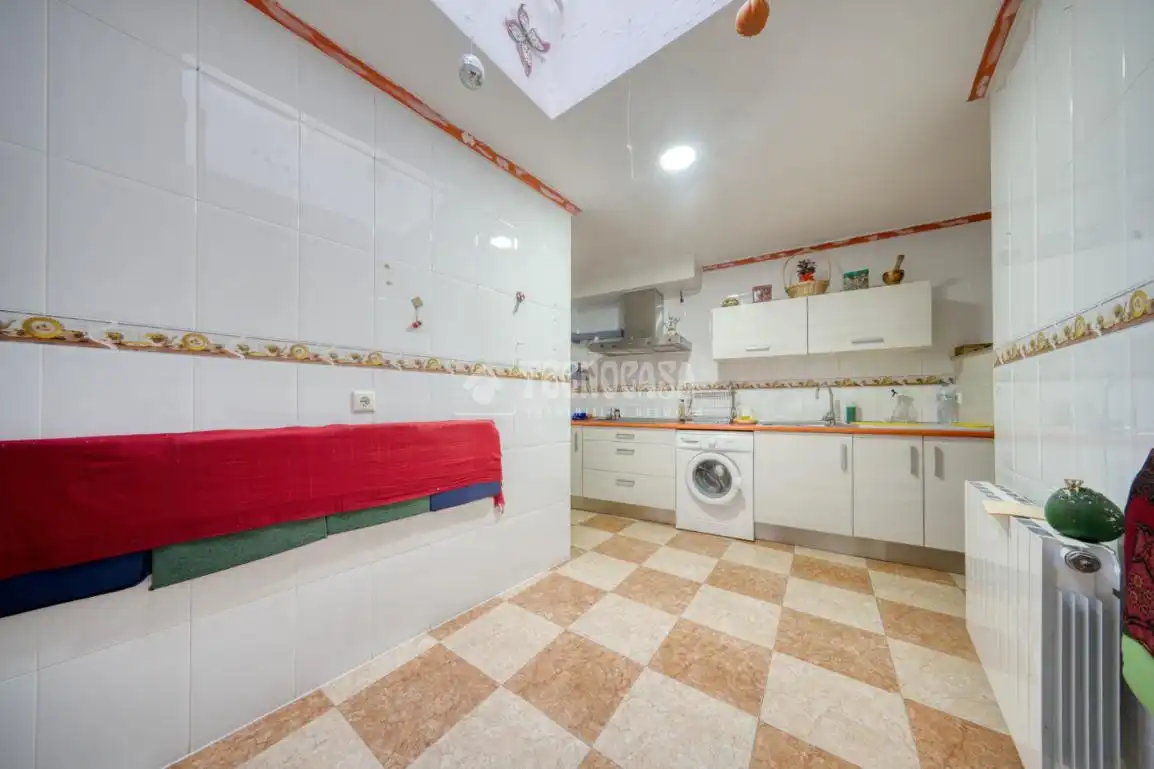 Casa adosada en venta en Venta de Baños