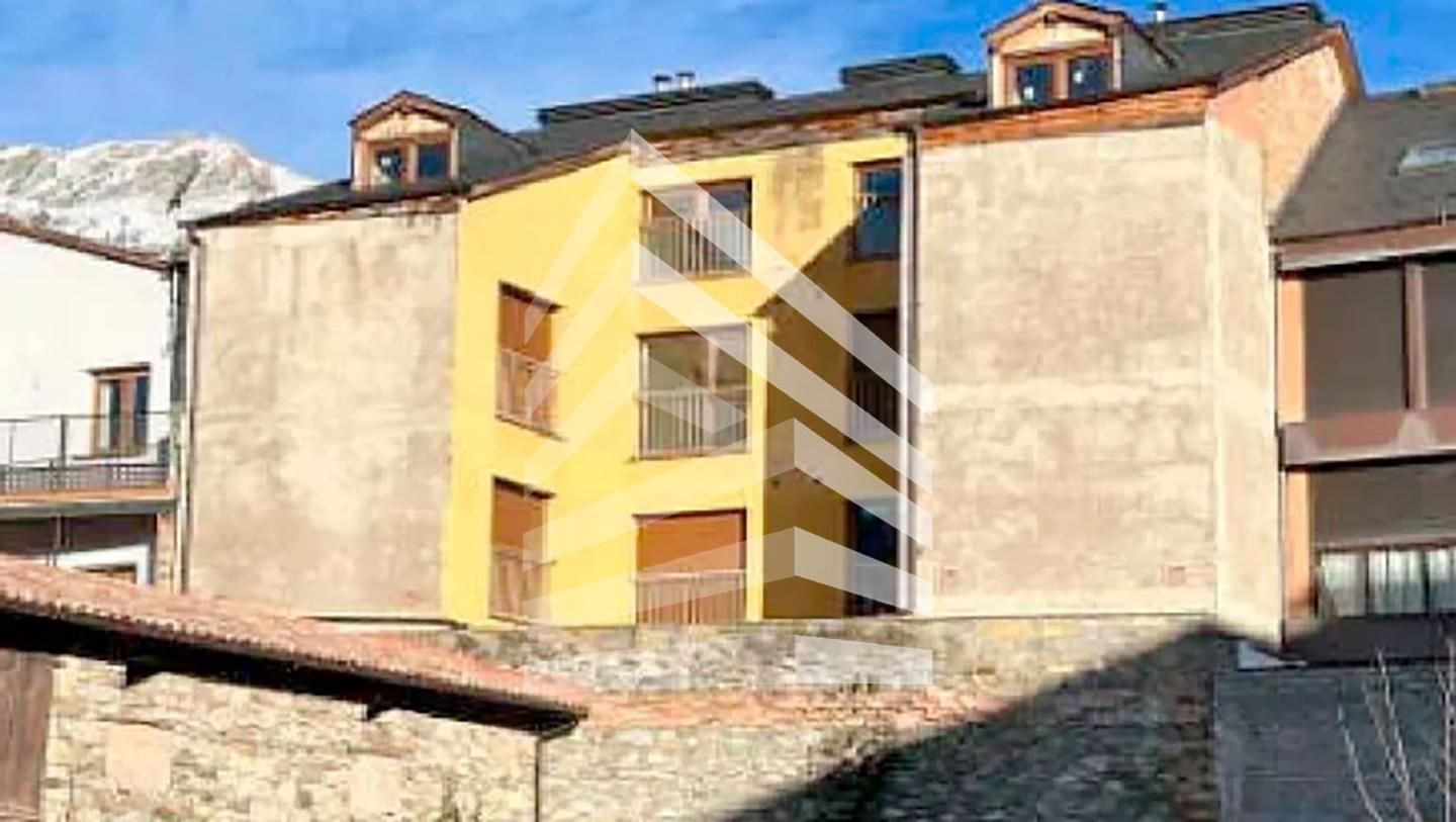 Exterior view of Building for sale in Vilaller