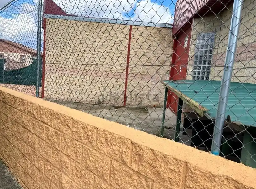 Nau industrial en venda a Chapinería