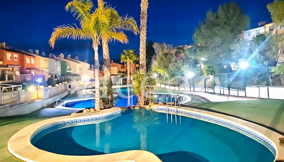 Foto 1 de Casa adosada en venda a La Huerta, Alicante