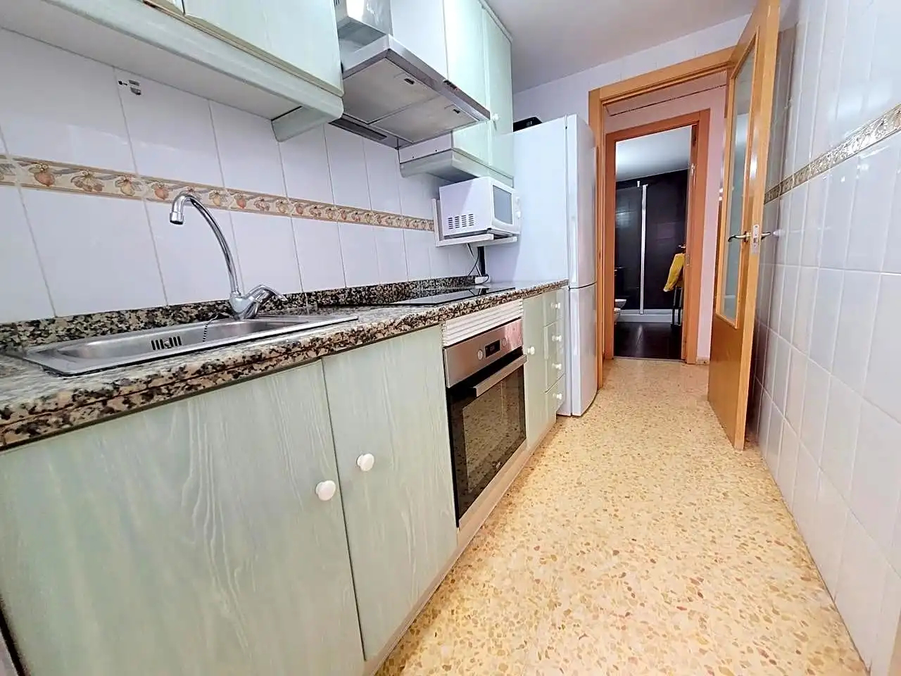 Cocina de Apartamento de alquiler en Miramar, Valencia