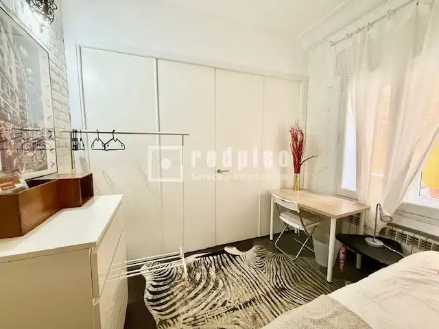 Habitación de Piso de alquiler en Madrid con Aire acondicionado, Calefacción y Jardín privado