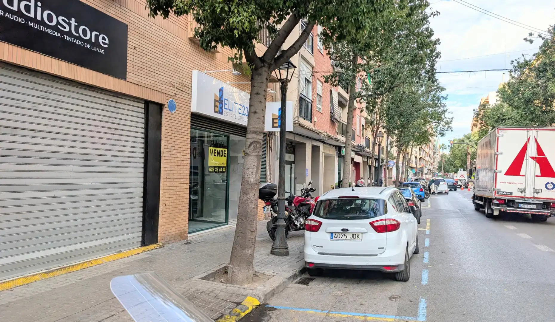 Vista exterior de Local en venta en Valencia con Aire acondicionado