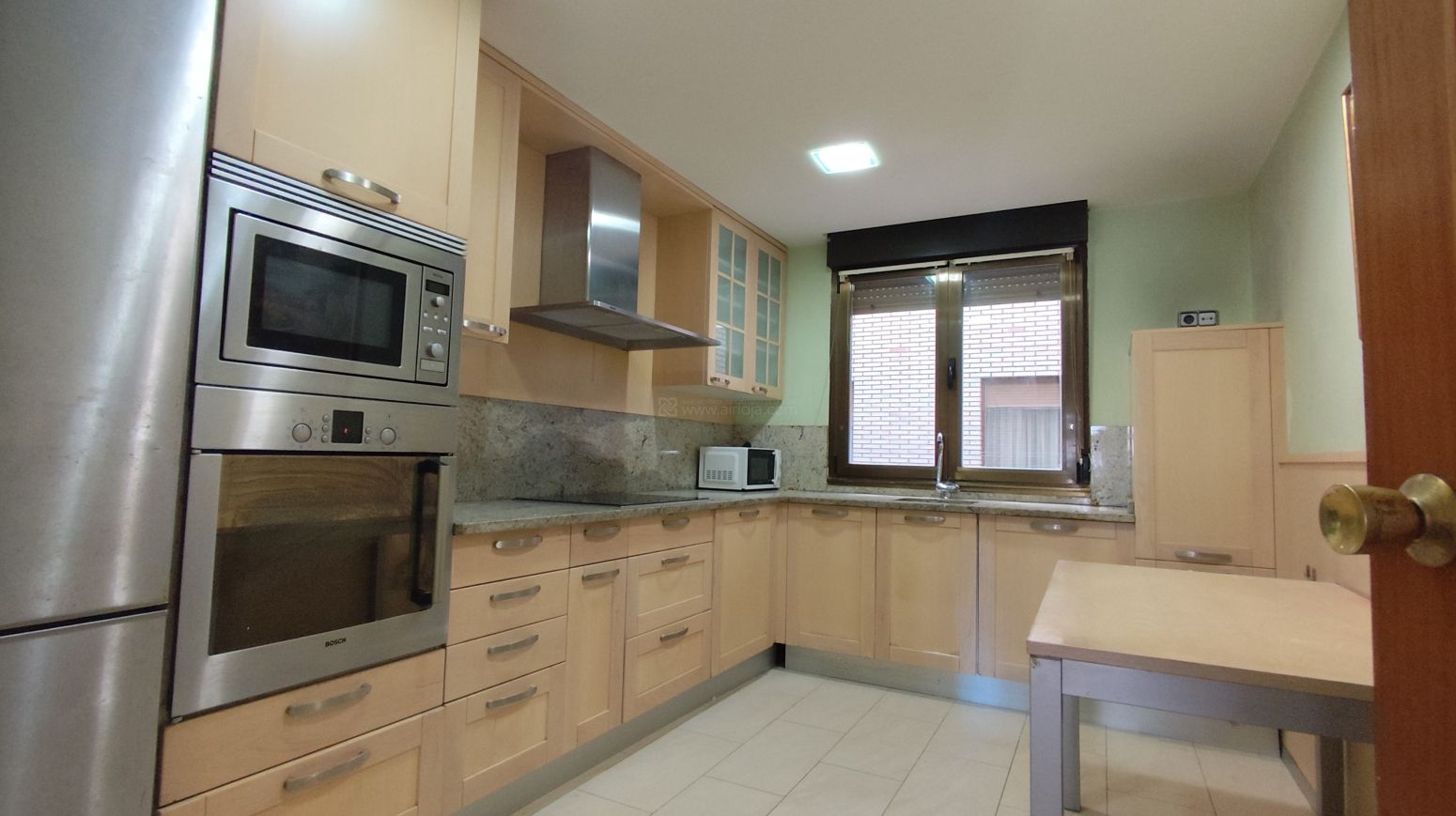 Kitchen of Flat for sale in  Logroño  with Heating, Parquet flooring and Terrace