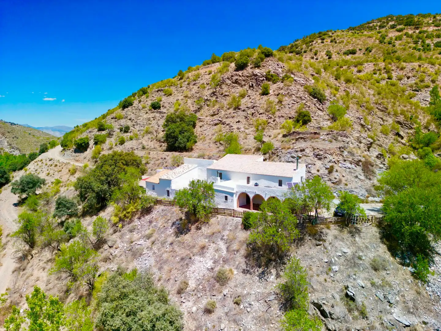Vista exterior de Finca rústica en venda en Sierro amb Aire condicionat, Calefacció i Jardí privat
