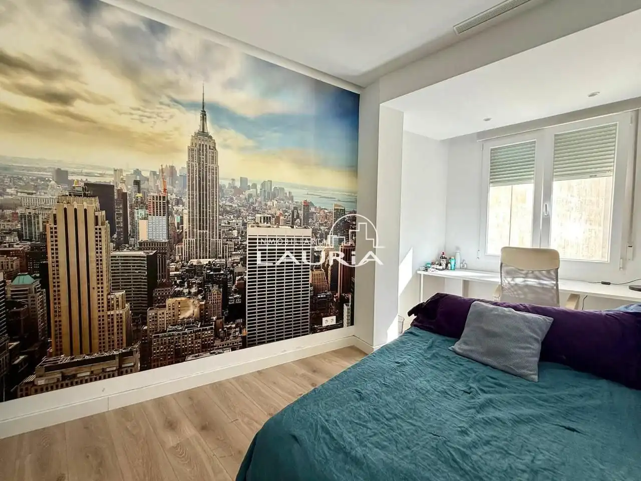 Bedroom of Flat for rent in Valencia  with Air Conditioner, Parquet flooring and Furnished