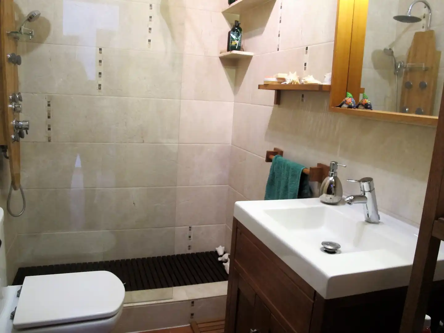 Baño de Apartamento en venta en Nerja con Aire acondicionado, Terraza y Amueblado