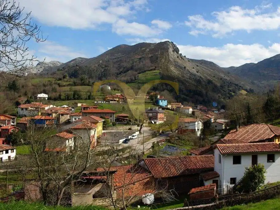 Vista exterior de Casa o xalet en venda en Llanes