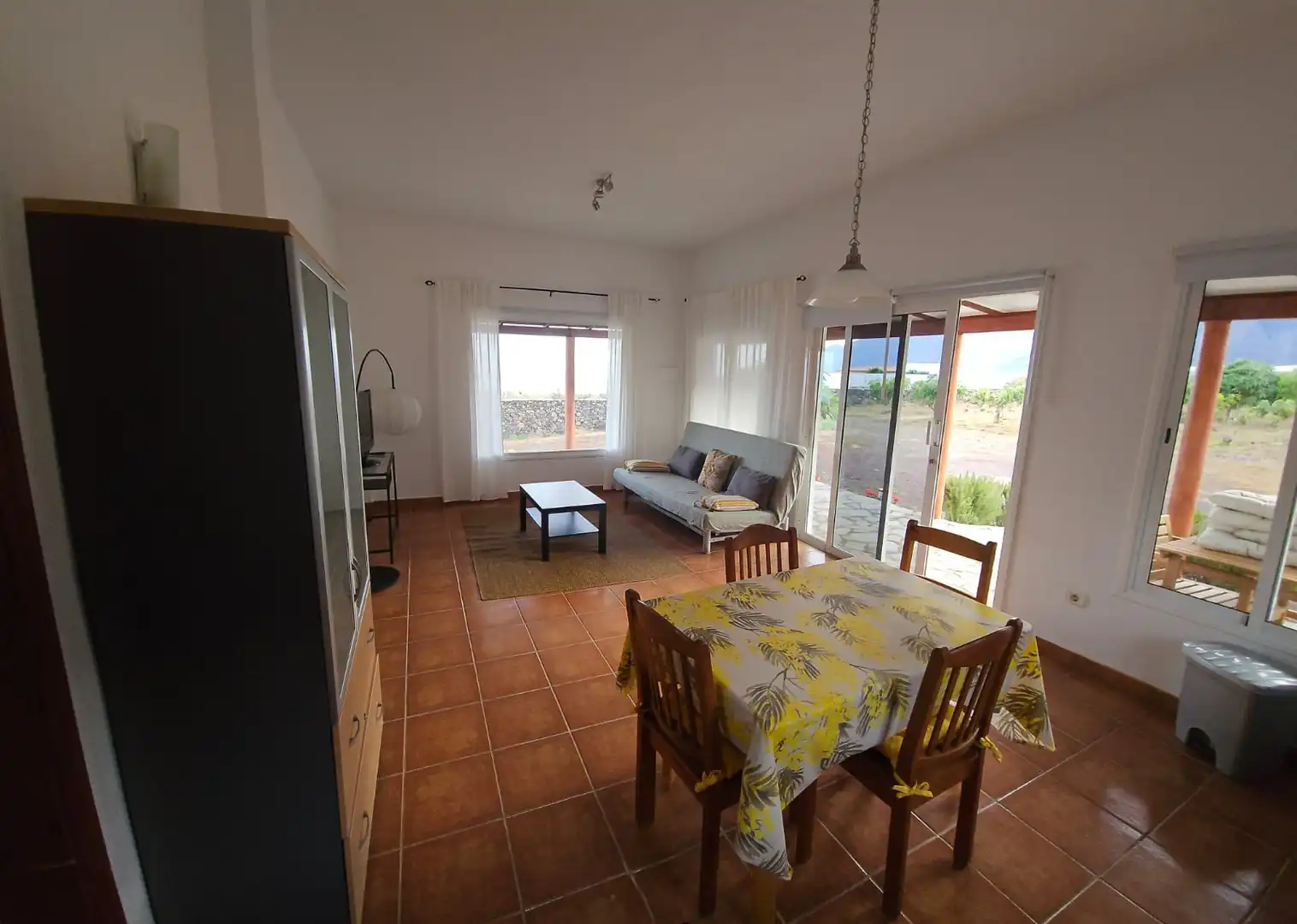 Sala de estar de Finca rústica en venta en Frontera con Terraza, Amueblado y Horno