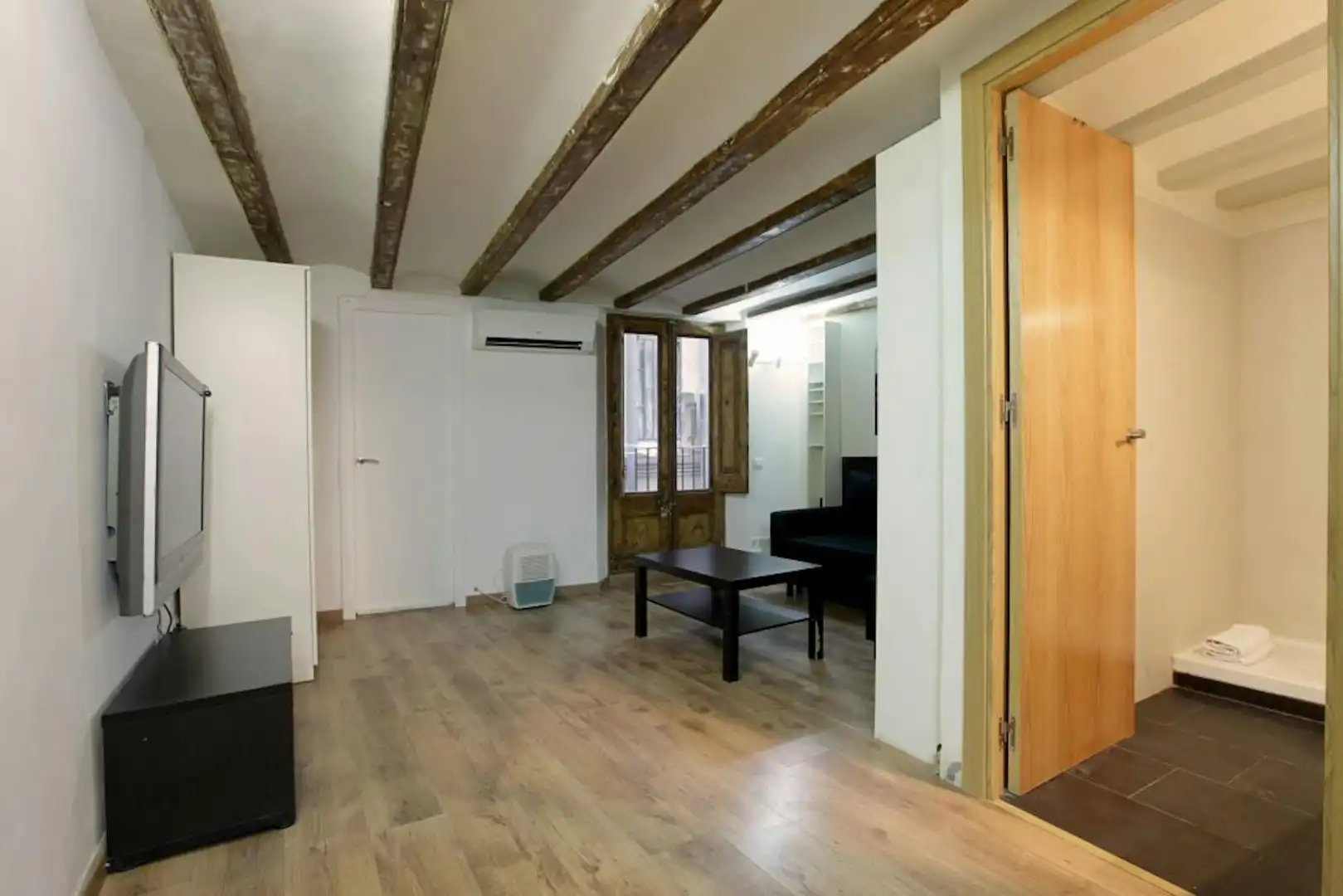 Flat for rent in Barcelona  with Heating, Furnished and Washing machine