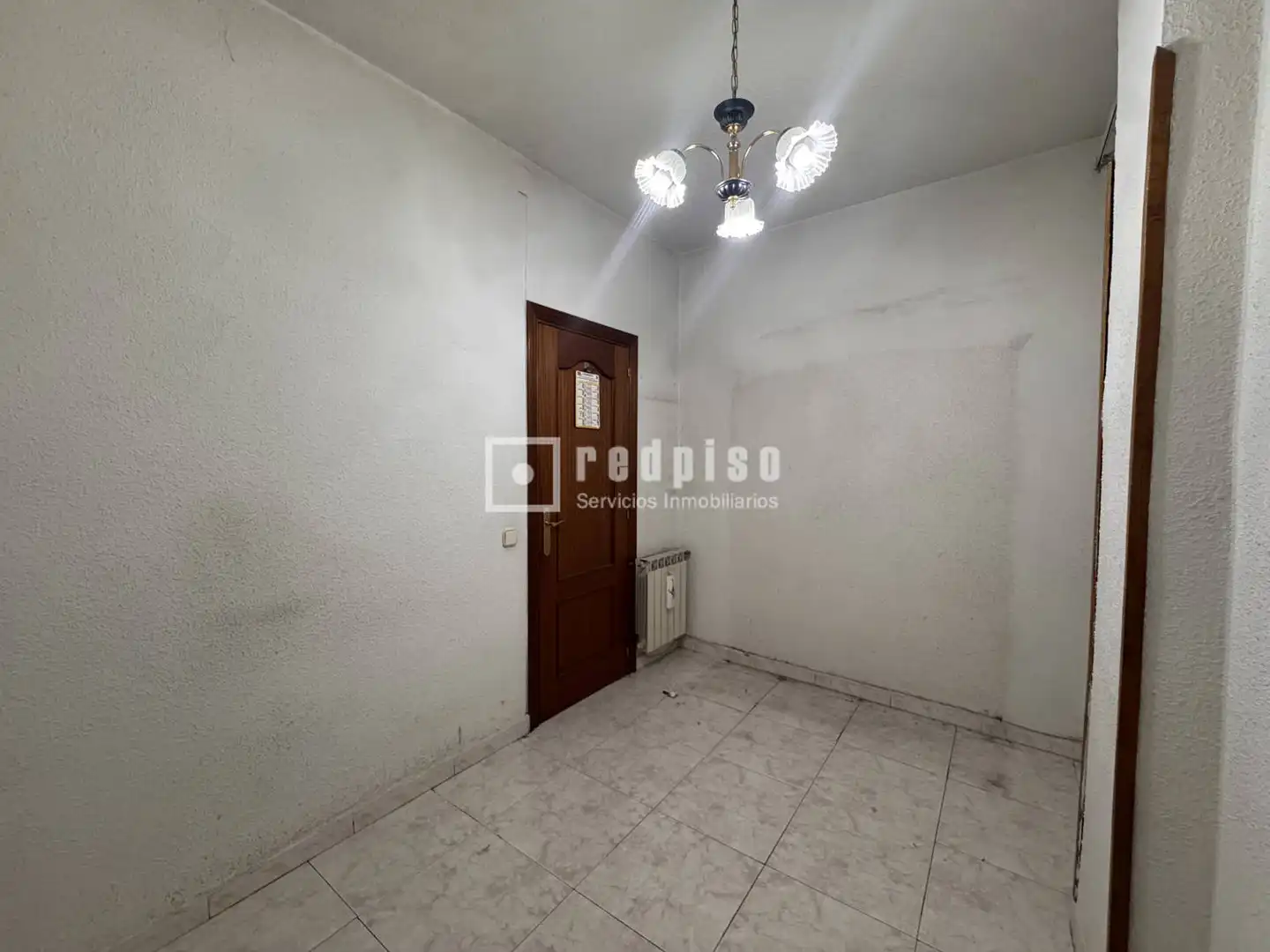 Habitación de Piso en venta en Madrid con Calefacción
