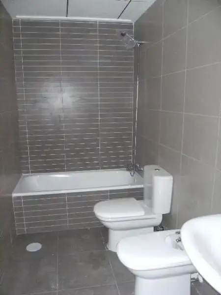 Bathroom of Flat for sale in Elche / Elx  with Air Conditioner, Parquet flooring and Terrace
