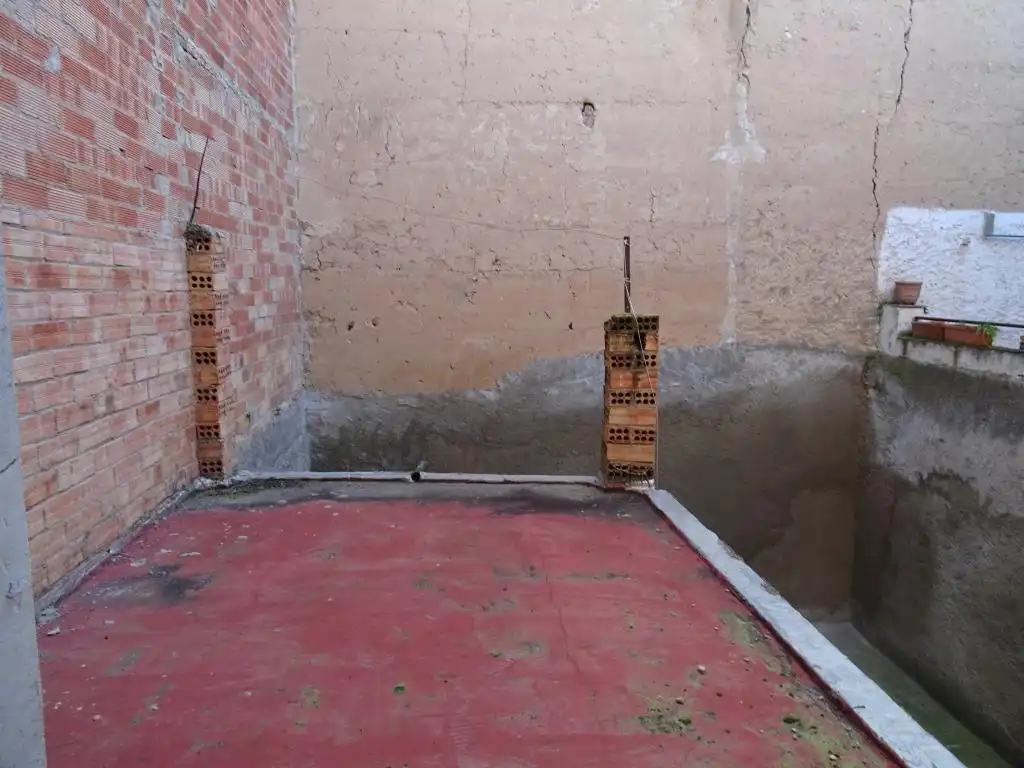 Casa rústica amb terrassa en venda a La Torre de l'Espanyol, imagen 10