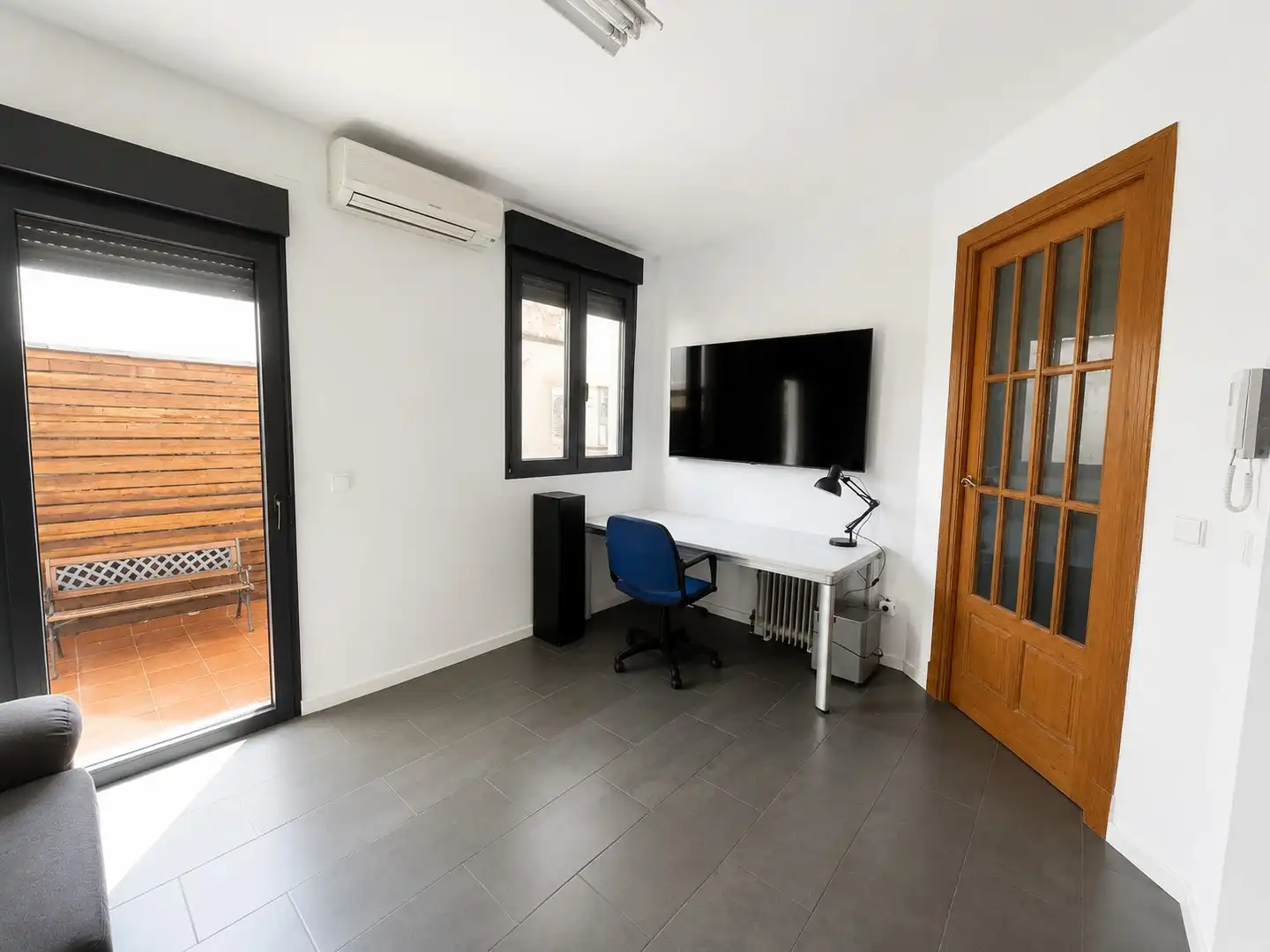 Flat to rent in Calle del Jaspe, imagen 2