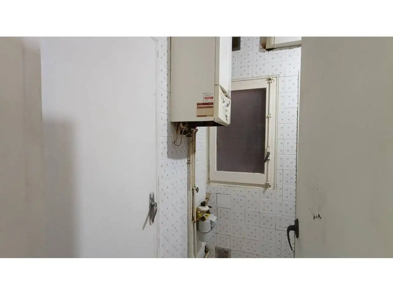 Bathroom of Flat for sale in Berga  with Terrace and Balcony