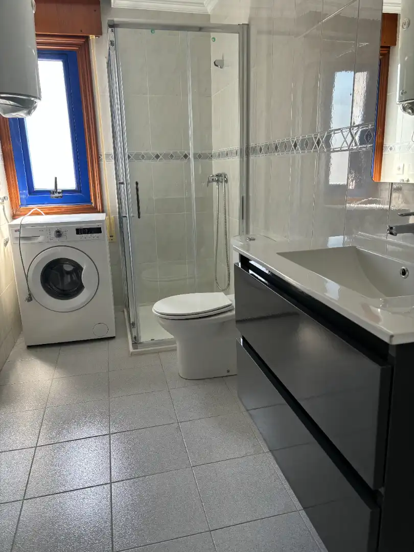 Apartments for rent in Estrada do Porto, Valadares - Beade