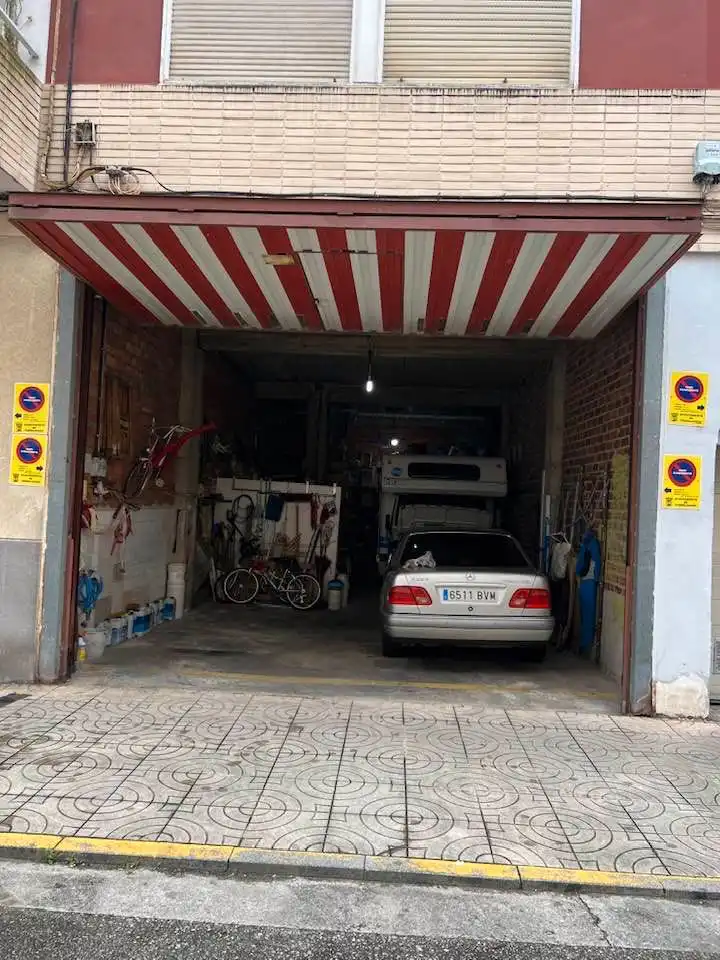 Aparcament en venda a Inmobiliaria - Barreda, imagen 3