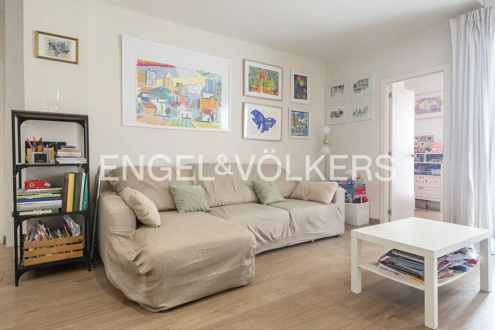 Sala d'estar de Pis en venda en Barcelona amb Aire condicionat, Calefacció i Terrassa