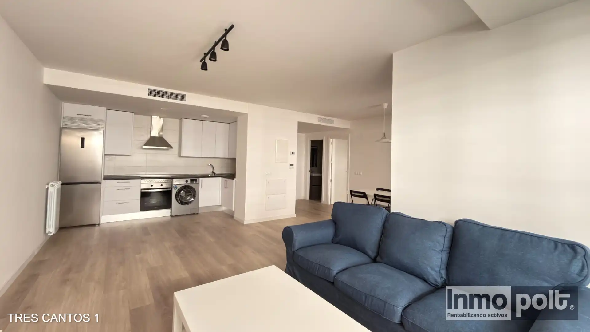 Living room of Flat for rent in Tres Cantos  with Air Conditioner, Furnished and Oven