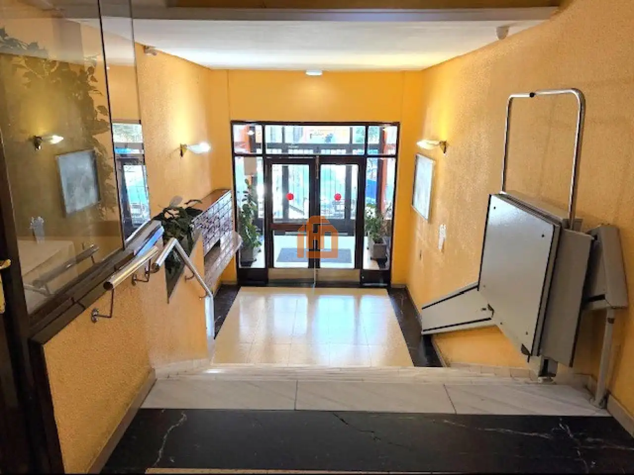 Apartamento en venta en León Capital  con Calefacción y Parquet