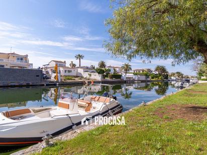 Exterior view of Flat for sale in Empuriabrava  with Air Conditioner, Heating and Storage room