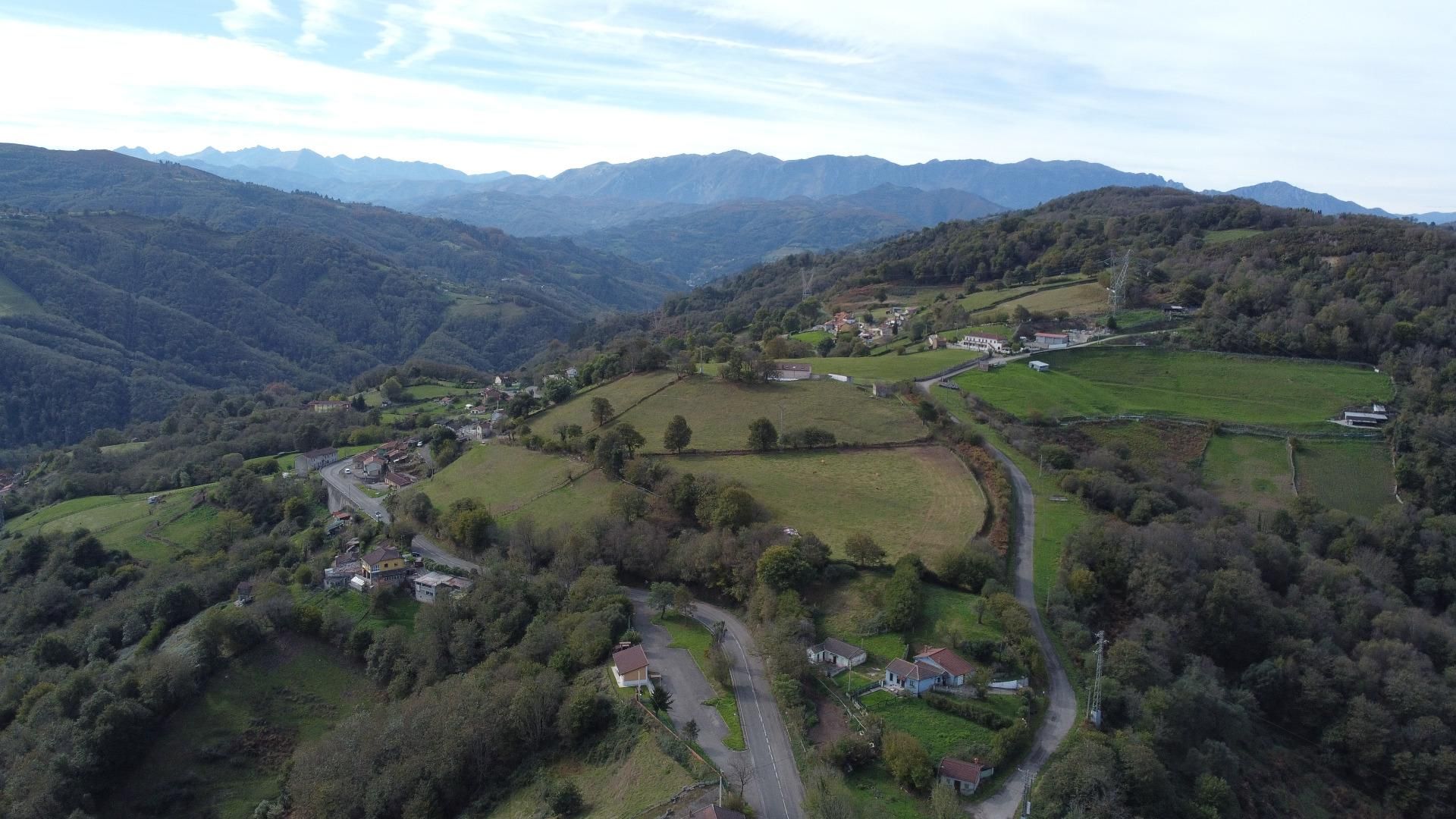 Vista exterior de Casa adosada en venda en Langreo