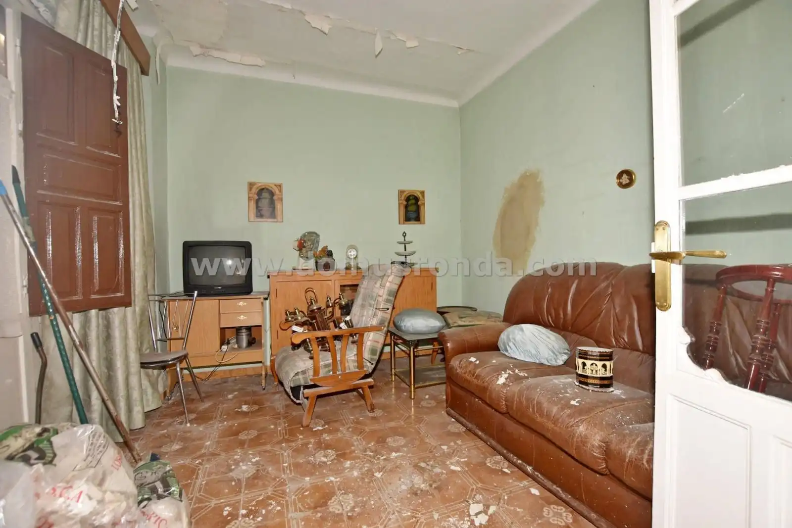 Sala de estar de Piso en venta en Ronda con Terraza y Balcón